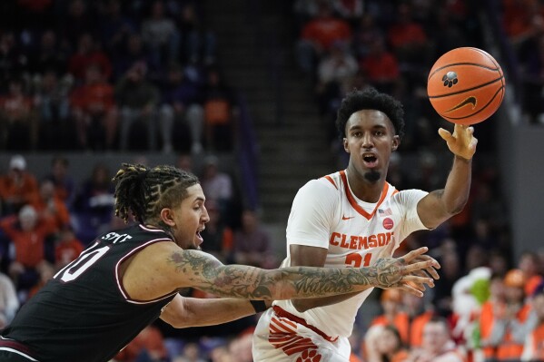 Clemson top basketball scores